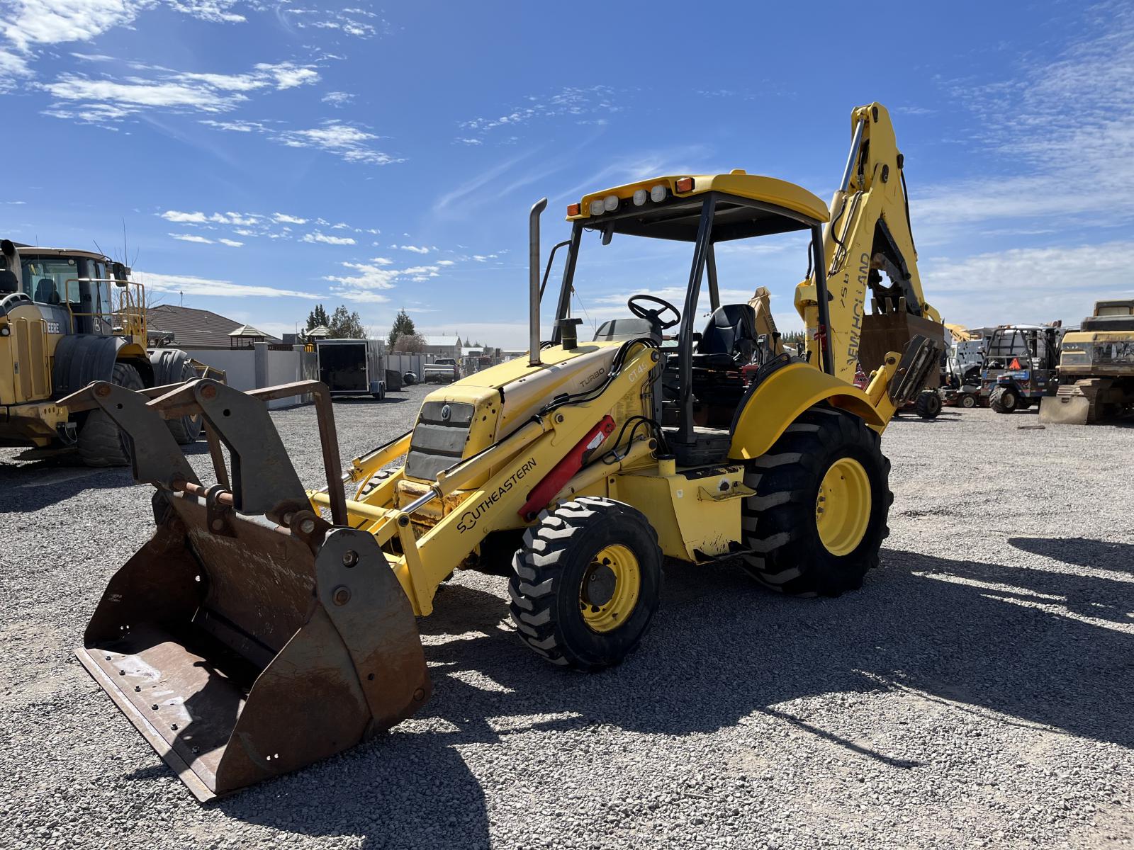 ./imagenes/INVOICE/2019/16356/RETROEXCAVADORA NEW HOLLAND LB75B (7).JPG